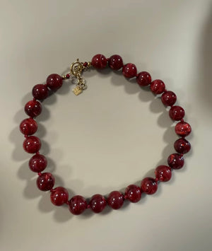 Collier perles résine couleur