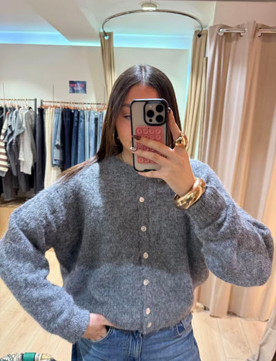 Gilet et ou pull en laine boutons en nacre tendance intemporel