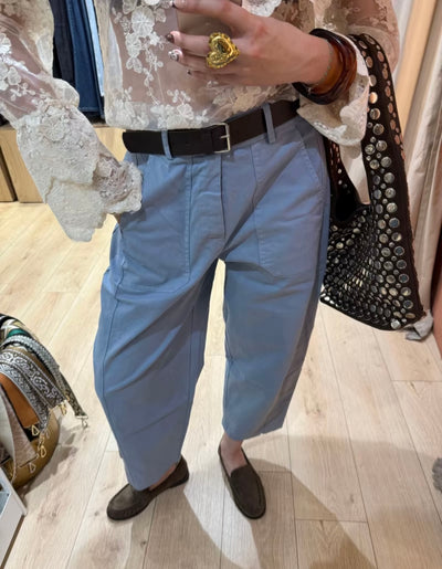 Pantalon épais en coton barrel style ballon made in Italie et taille unique du 34 au 42 avec sa ceinture Vendu par Le Quotidien